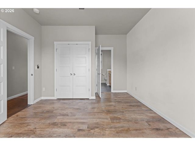 36716 ICHABOD St, Sandy, OR 97055