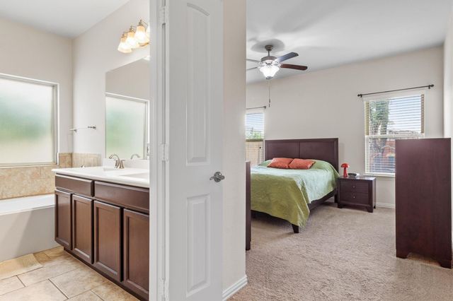 10413 Crescendo LN, Austin, TX 78747