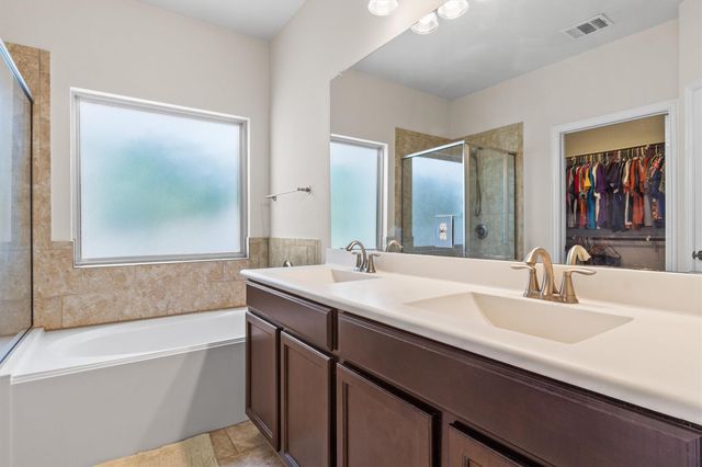 10413 Crescendo LN, Austin, TX 78747