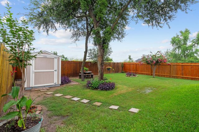 10413 Crescendo LN, Austin, TX 78747