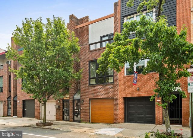 2046 SOUTH ST, Philadelphia, PA 19146