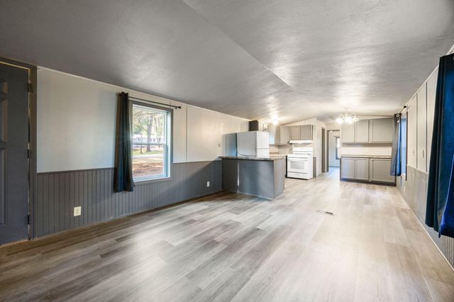 8401 Independence Avenue, Cadillac, MI 49601