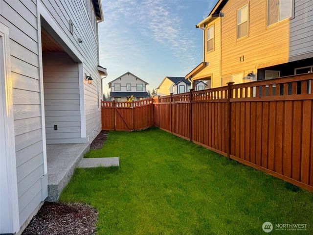 15328 208th Avenue E, Bonney Lake, WA 98391