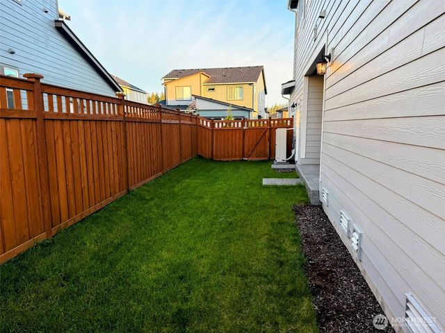 15328 208th Avenue E, Bonney Lake, WA 98391