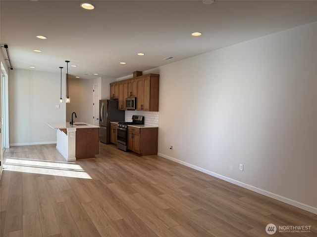 15328 208th Avenue E, Bonney Lake, WA 98391