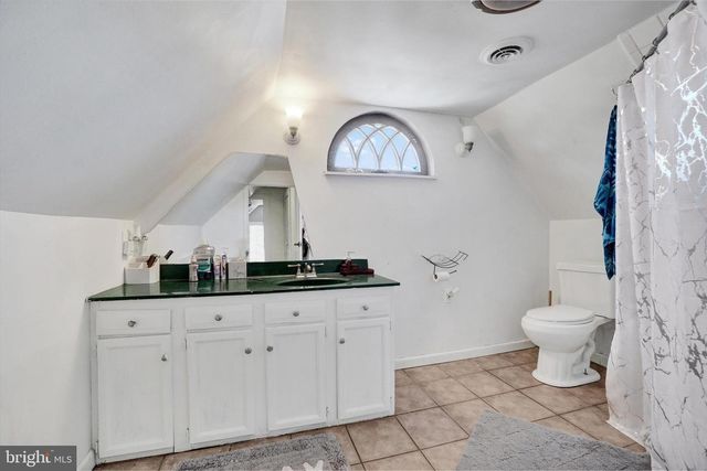 700 N PERSHING AVE, York, PA 17404