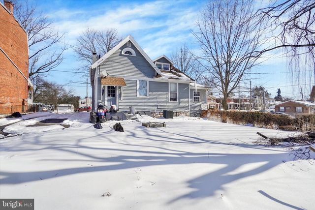 700 N PERSHING AVE, York, PA 17404