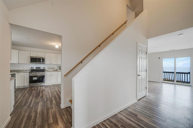 22 Rod Street, East Patchogue, NY 11772