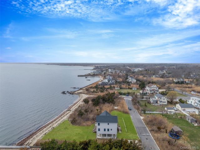 22 Rod Street, East Patchogue, NY 11772