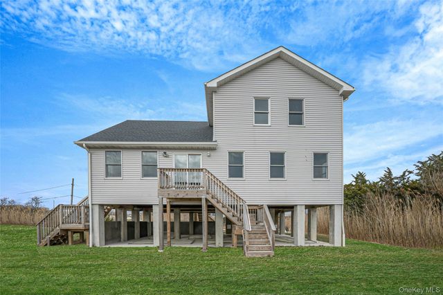 22 Rod Street, East Patchogue, NY 11772