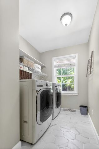 455 Lydia Drive, Charleston, SC 29412
