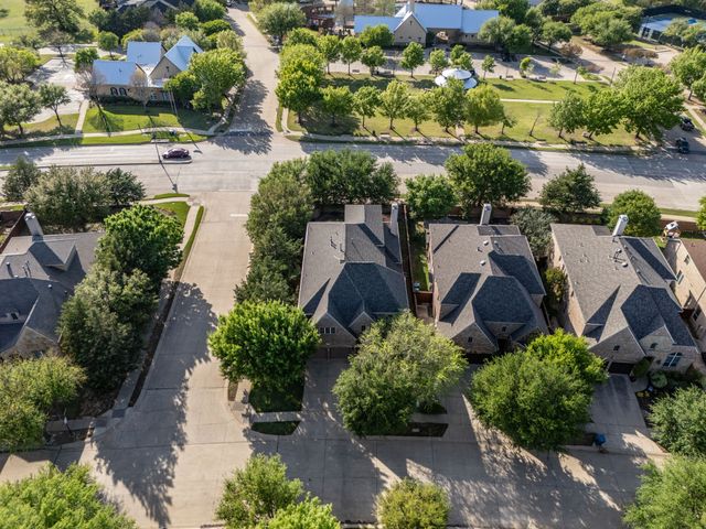 8920 Cypress Creek Road, Lantana, TX 76226