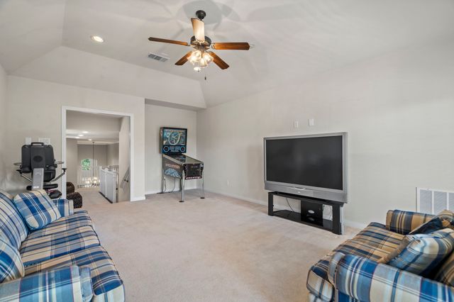 8920 Cypress Creek Road, Lantana, TX 76226