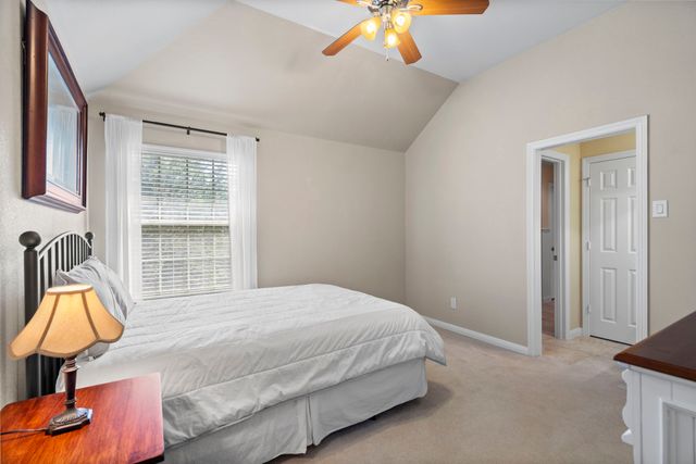 8920 Cypress Creek Road, Lantana, TX 76226