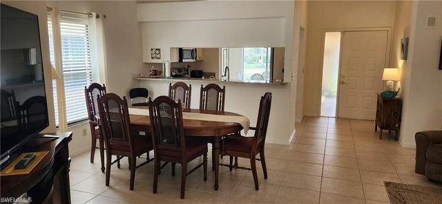 841 Kings WAY, Naples, FL 34104