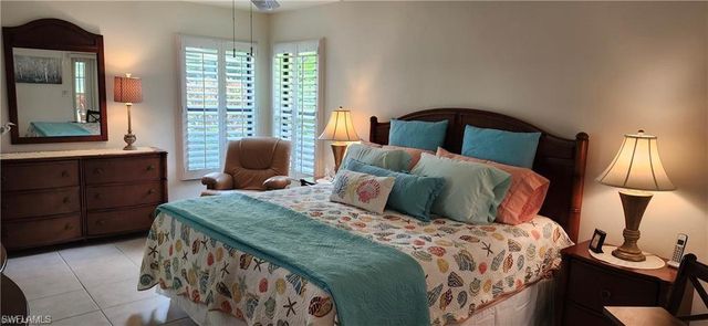 841 Kings WAY, Naples, FL 34104