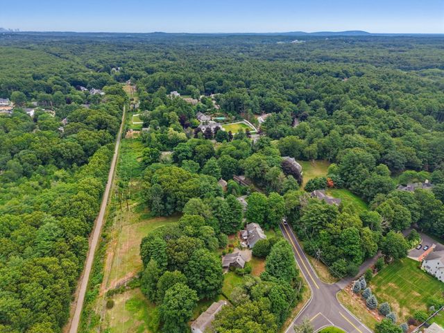1327 South St, Needham, MA 02492