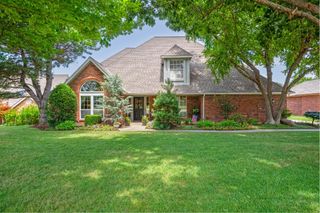 2405 Crossbow, Edmond, OK 73034