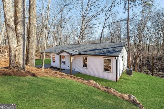 3672 Hidden Pond Drive, Gainesville, GA 30506