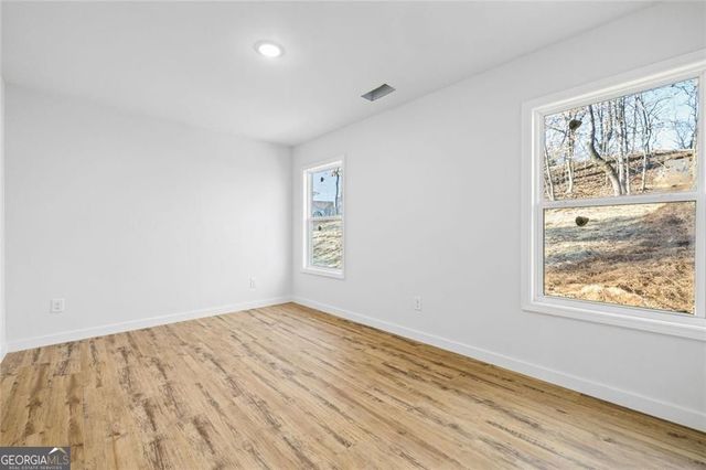 3672 Hidden Pond Drive, Gainesville, GA 30506