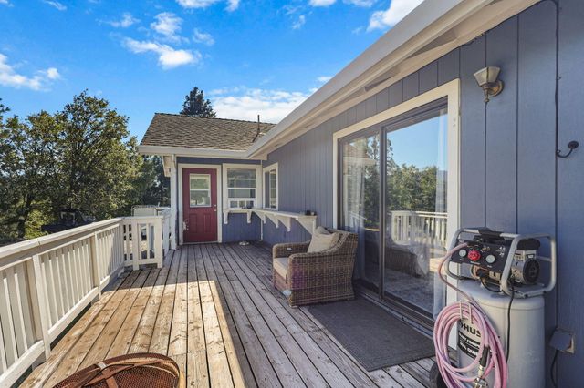 29453 Round Mountain Road, Round Mountain, CA 96084