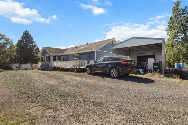 29453 Round Mountain Road, Round Mountain, CA 96084