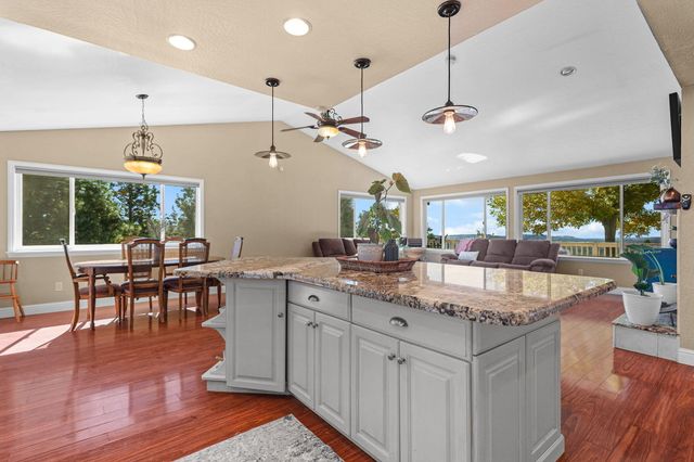 29453 Round Mountain Road, Round Mountain, CA 96084