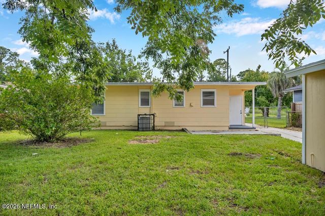 5303 BUNCHE Drive, Jacksonville, FL 32209