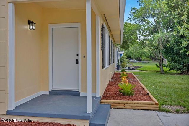5303 BUNCHE Drive, Jacksonville, FL 32209