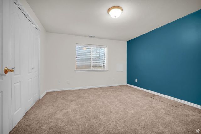 1234 W OAKRIDGE DR, Farmington, UT 84025