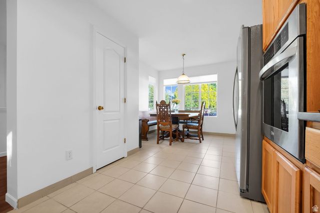 1234 W OAKRIDGE DR, Farmington, UT 84025