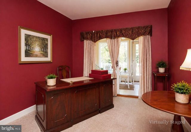 9720 AVENEL FARM DR, Potomac, MD 20854