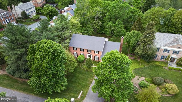 9720 AVENEL FARM DR, Potomac, MD 20854