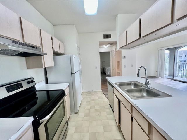 13025 SANCTUARY COVE DRIVE 301, Tampa, FL 33637