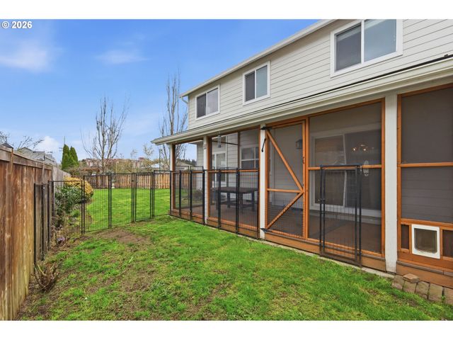 520 ETHAN Ct, Springfield, OR 97477