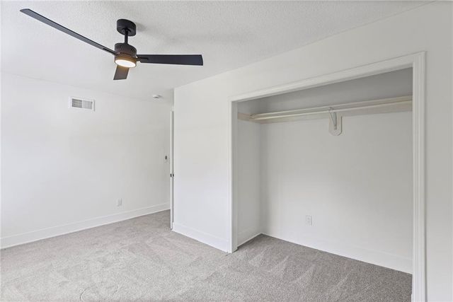 18714 S Lakeside Lane, Belton, MO 64012