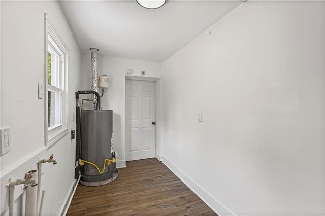 18714 S Lakeside Lane, Belton, MO 64012