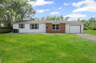 18714 S Lakeside Lane, Belton, MO 64012