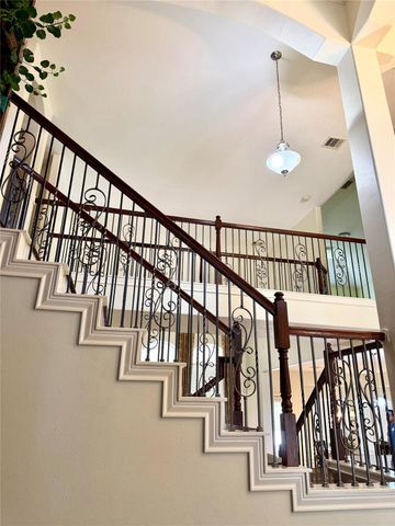 6839 Emerson, Sugar Land, TX 77479