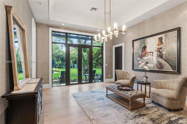 6350 SW 107th St, Pinecrest, FL 33156