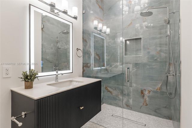 6350 SW 107th St, Pinecrest, FL 33156