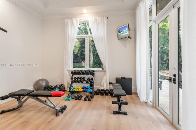 6350 SW 107th St, Pinecrest, FL 33156