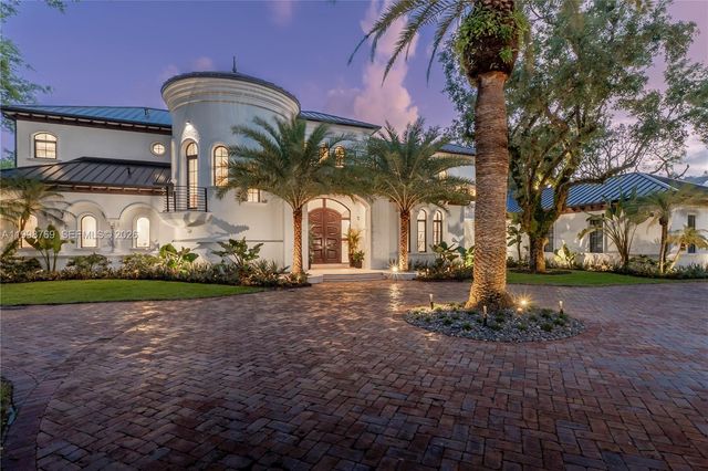 6350 SW 107th St, Pinecrest, FL 33156