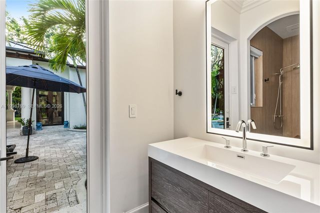 6350 SW 107th St, Pinecrest, FL 33156