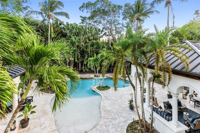 6350 SW 107th St, Pinecrest, FL 33156