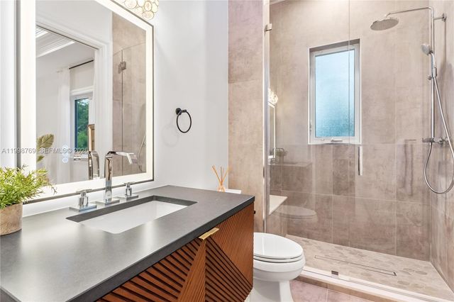 6350 SW 107th St, Pinecrest, FL 33156