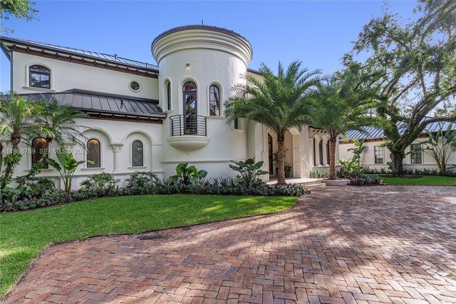 6350 SW 107th St, Pinecrest, FL 33156