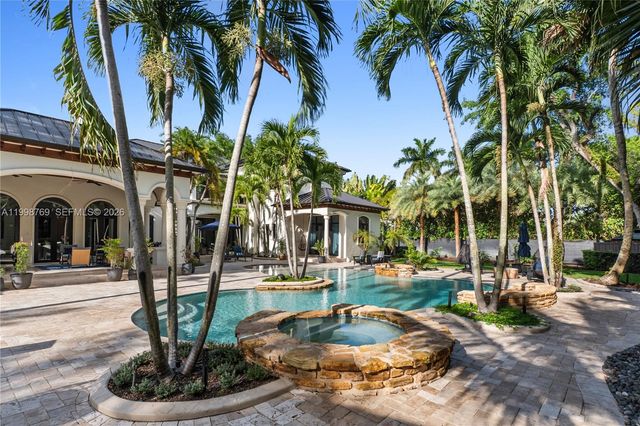 6350 SW 107th St, Pinecrest, FL 33156