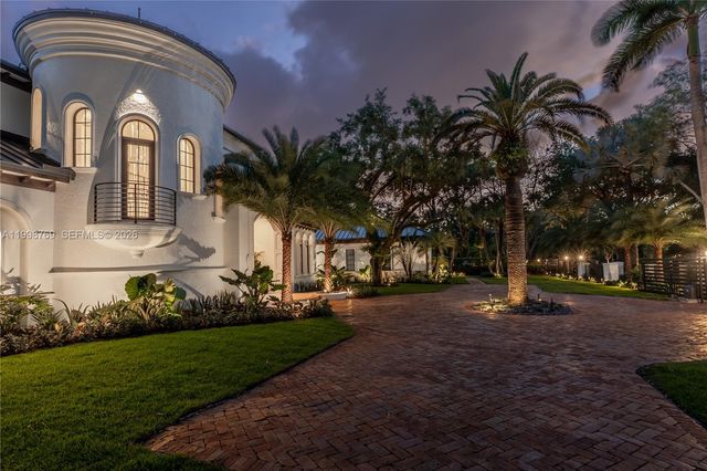 6350 SW 107th St, Pinecrest, FL 33156