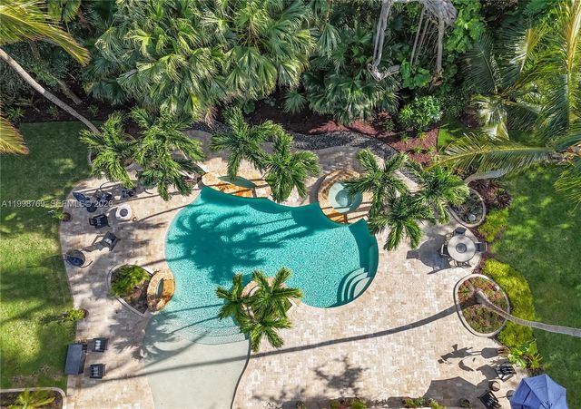 6350 SW 107th St, Pinecrest, FL 33156